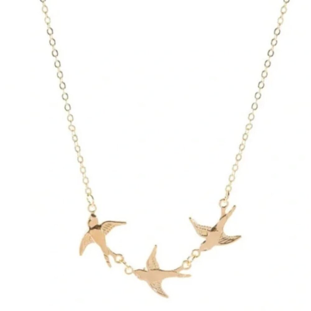 ✨Lovely birds Necklace ✨ - Picture 2 of 3